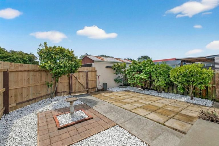 Photo of property in 1/32 Mountbatten Street, New Brighton, Christchurch, 8061