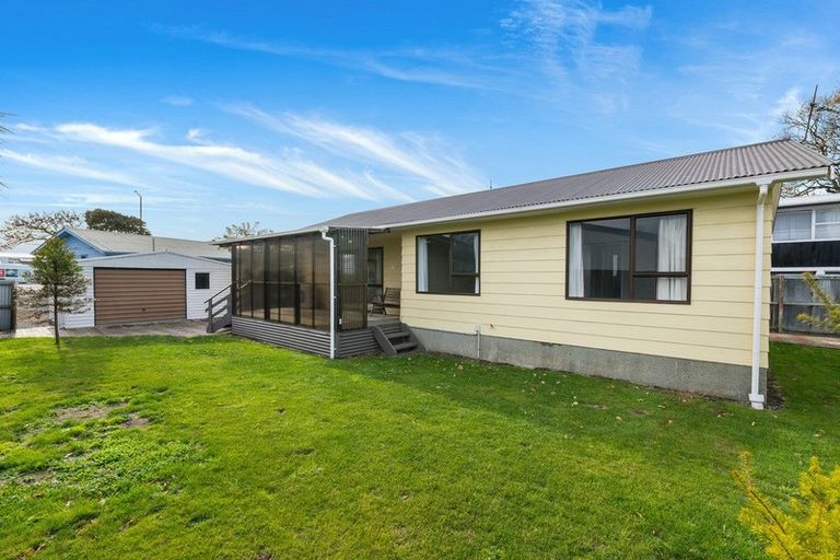 Photo of property in 2/279 Main South Road, Hornby, Christchurch, 8042
