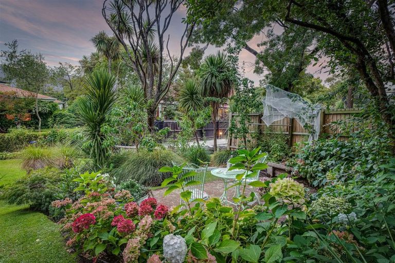 Photo of property in 132 Bishop Street, St Albans, Christchurch, 8014