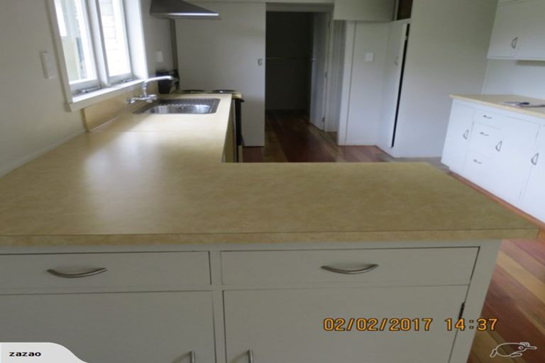 Photo of property in 39 Plassey Street, Havelock North, 4130