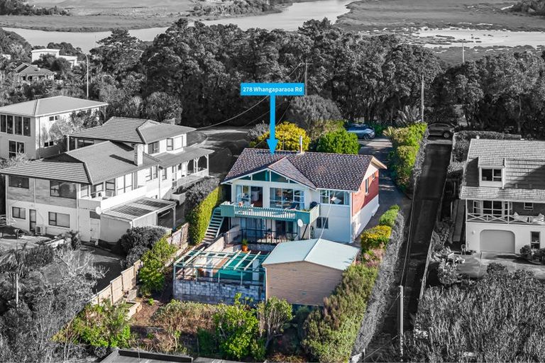 Photo of property in 278 Whangaparaoa Road, Red Beach, 0932