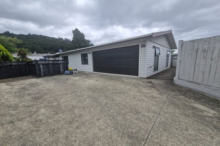 Photo of property in 35 Wilford Street, Wallaceville, Upper Hutt, 5018