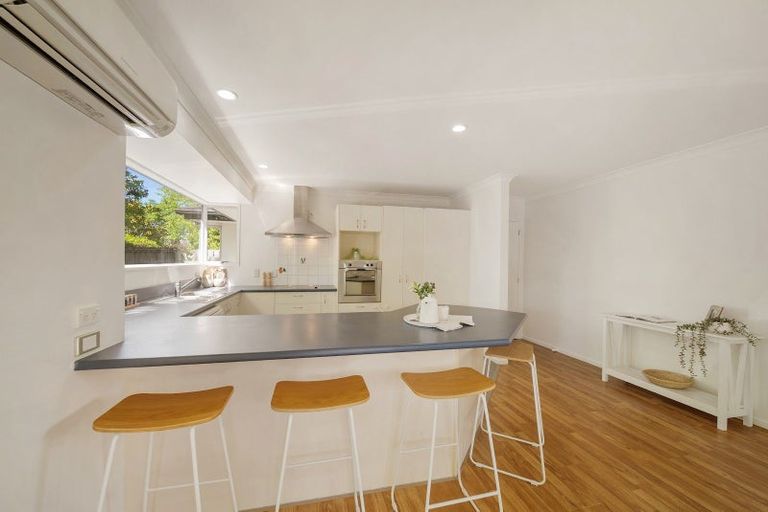 Photo of property in 6 Creedon Glen, Casebrook, Christchurch, 8051