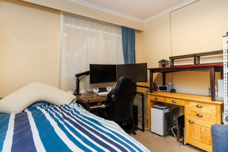 Photo of property in 21 Anaru Place, Awapuni, Palmerston North, 4412