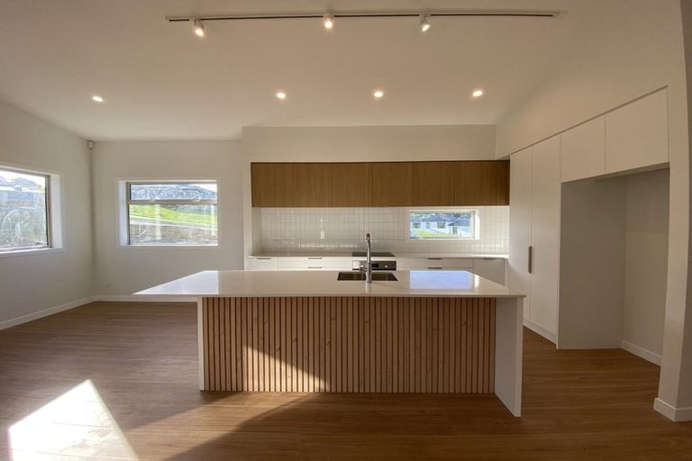 Photo of property in 37 Kia Kaha Drive, Snells Beach, 0920