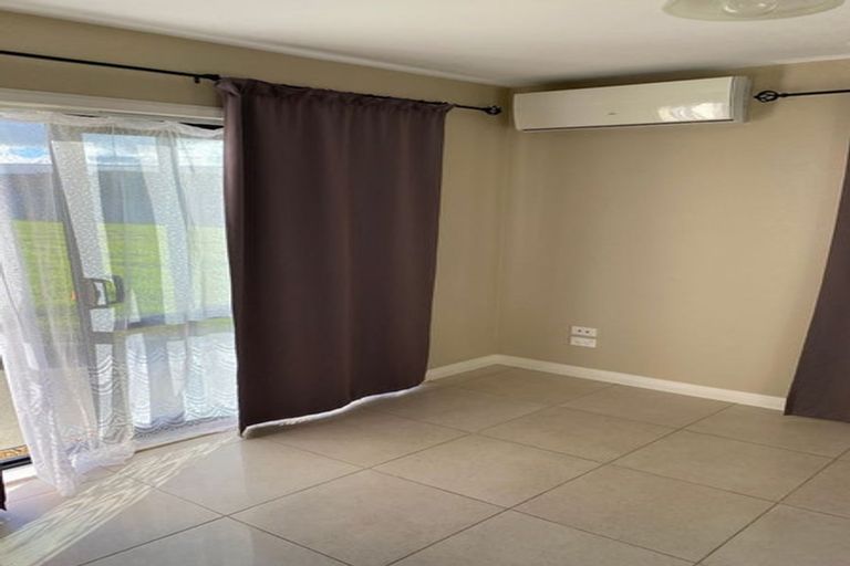 Photo of property in 18 Liberty Crescent, Beachlands, Auckland, 2018