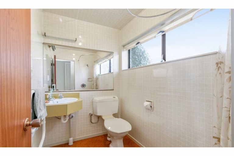 Photo of property in 13a Norton Park Avenue, Fairfield, Lower Hutt, 5011