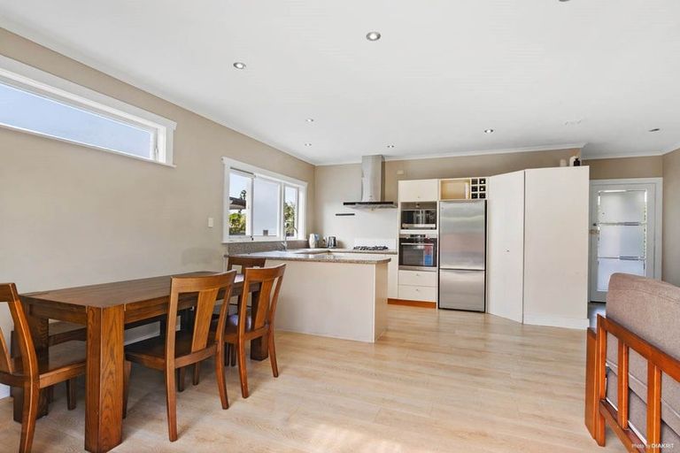 Photo of property in 1 Admiral Beatty Avenue, Mount Roskill, Auckland, 1041