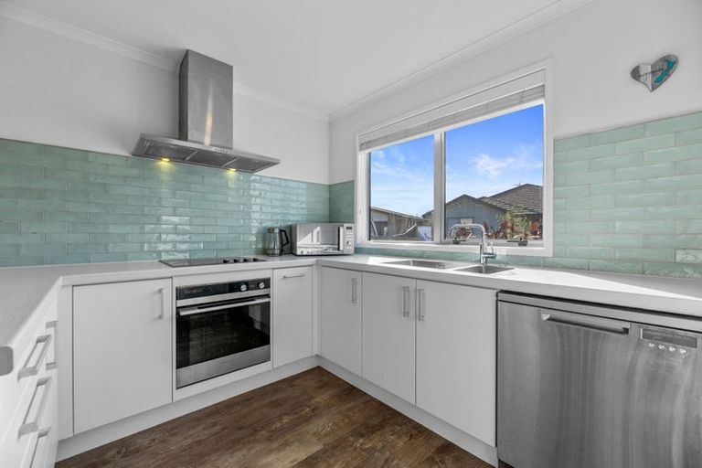 Photo of property in 1 Mercury Lane, Papamoa, 3118