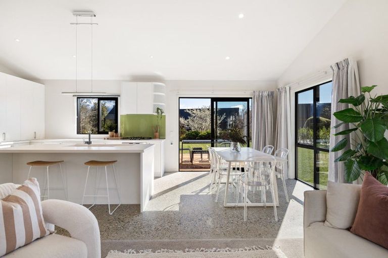 Photo of property in 12 Jacks Point Rise, Jacks Point, Queenstown, 9371