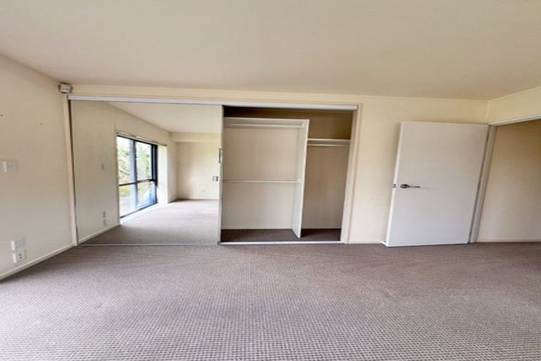 Photo of property in 33 Davington Way, Burswood, Auckland, 2013