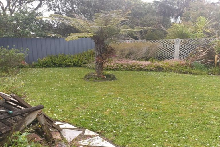 Photo of property in 24 Beach Road, Glenbrook, Waiuku, 2681