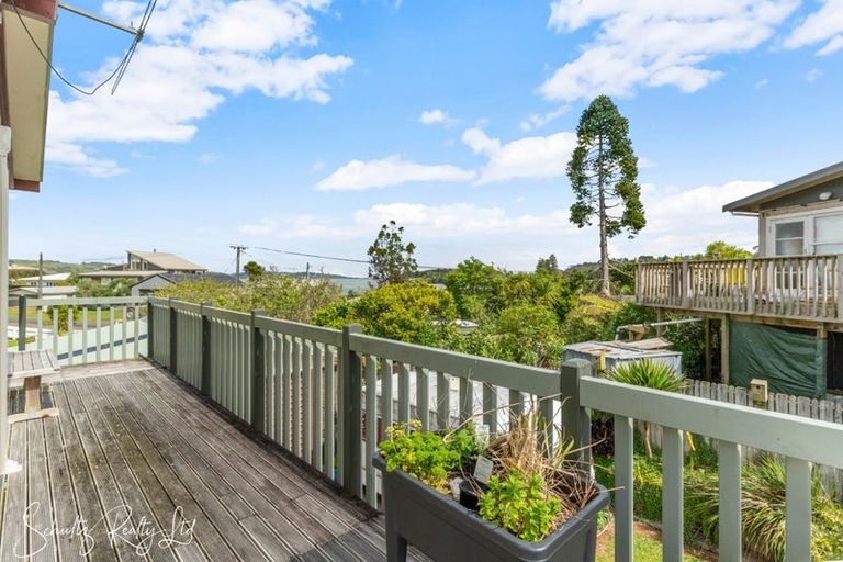 Photo of property in 28 Ngatoto Road, Tinopai, Matakohe, 0593