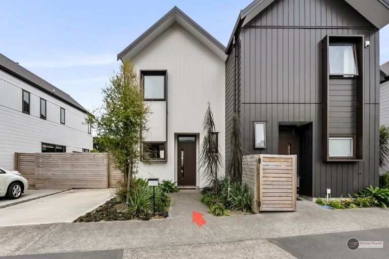 Photo of property in 11 Ron Deal Way, Epuni, Lower Hutt, 5011