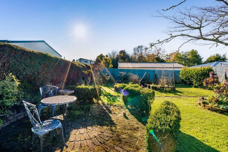 Photo of property in 11 Miranda Street, Stratford, 4332