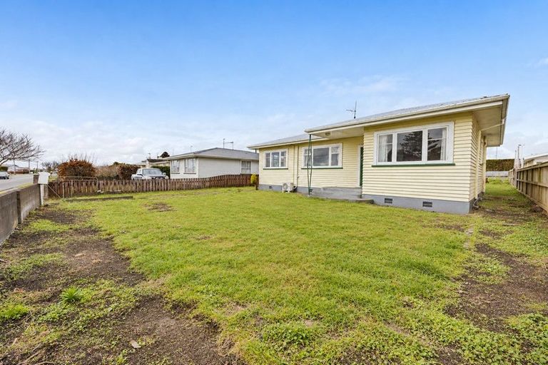 Photo of property in 78 Waihi Road, Hawera, 4610