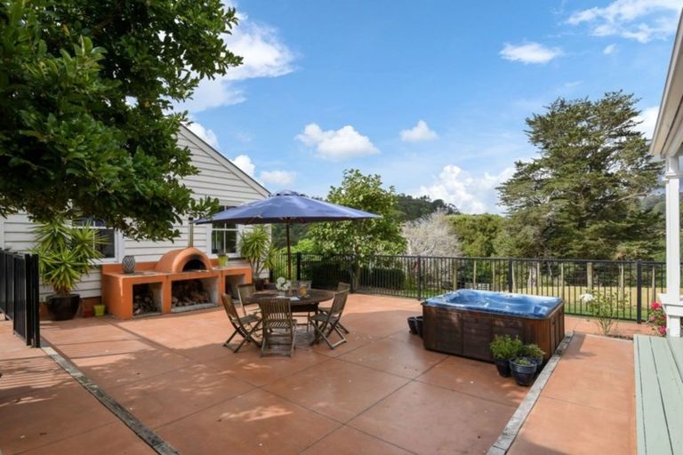 Photo of property in 260 Settlement Road, Red Hill, Papakura, 2110