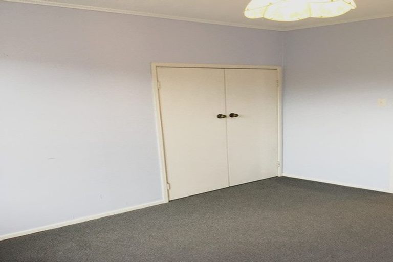 Photo of property in 85 Girrahween Drive, Totara Vale, Auckland, 0629