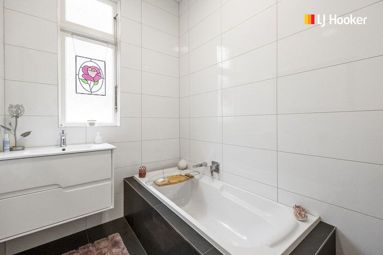 Photo of property in 61 Hazel Avenue, Caversham, Dunedin, 9012