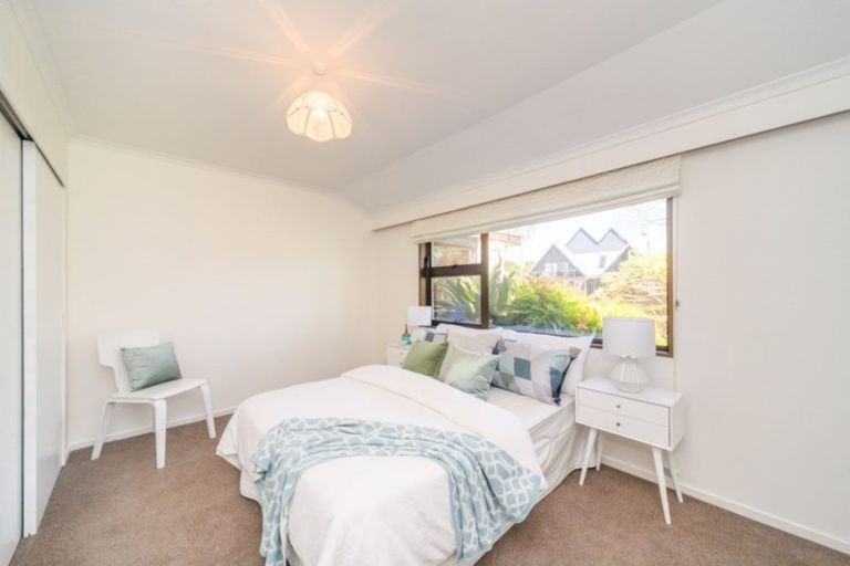 Photo of property in 22 Aintree Crescent, Awapuni, Palmerston North, 4412