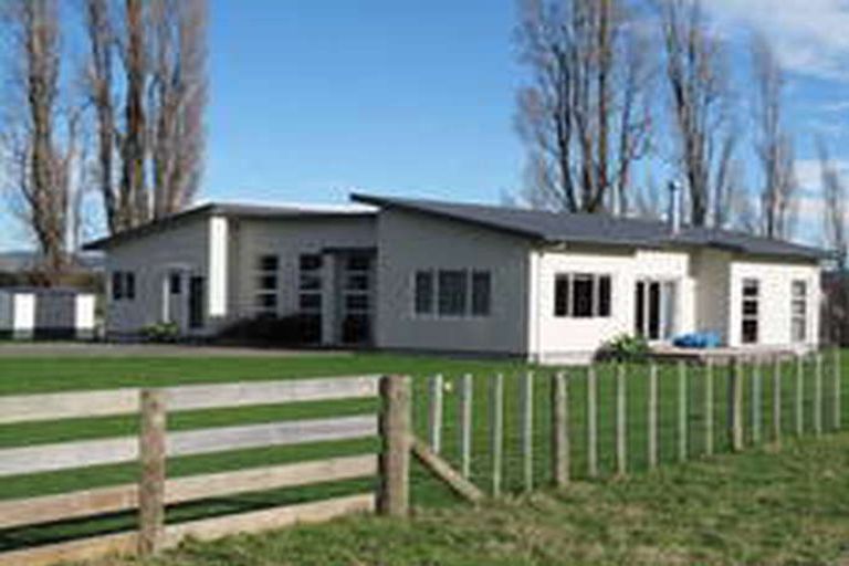 Photo of property in 33 Haisman Road, Makauri, Gisborne, 4071