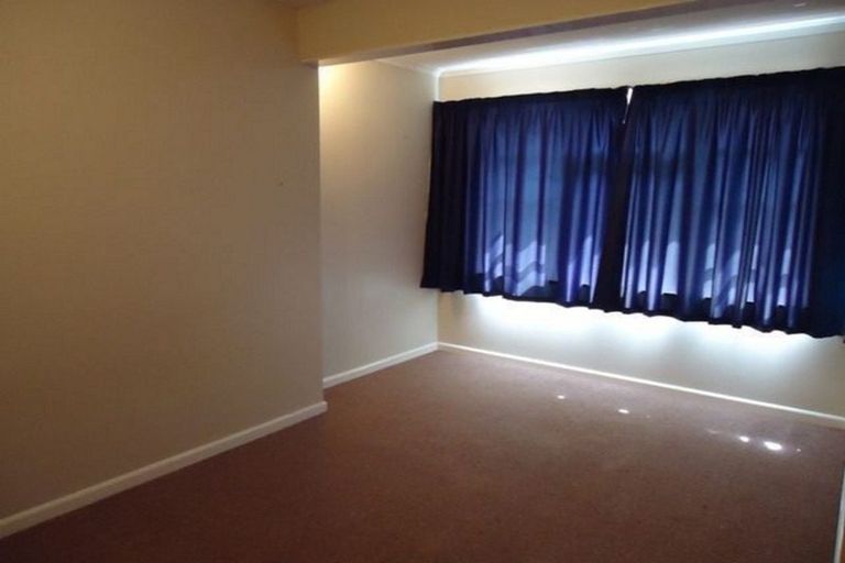 Photo of property in 8 Colman Avenue, Sockburn, Christchurch, 8042