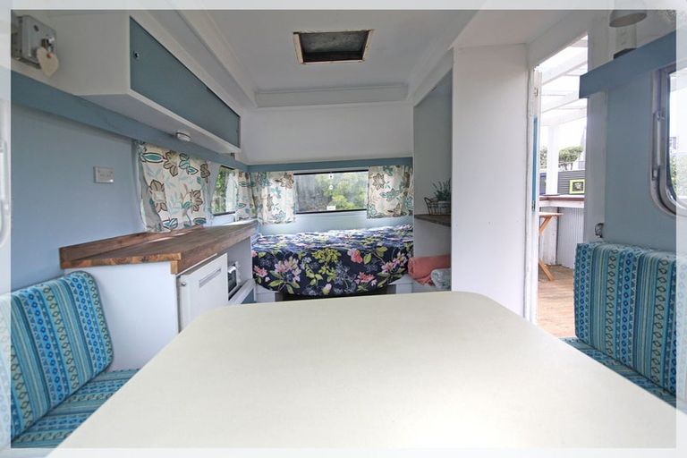 Photo of property in 14 Punga Street, Tangimoana, 4822