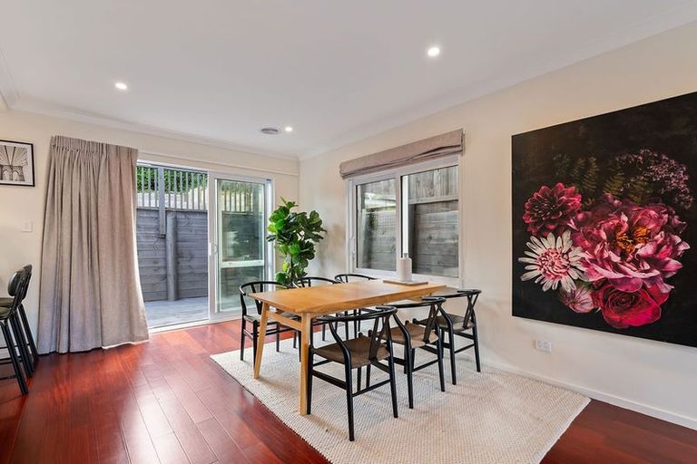 Photo of property in 3 Makara Road, Karori, Wellington, 6012