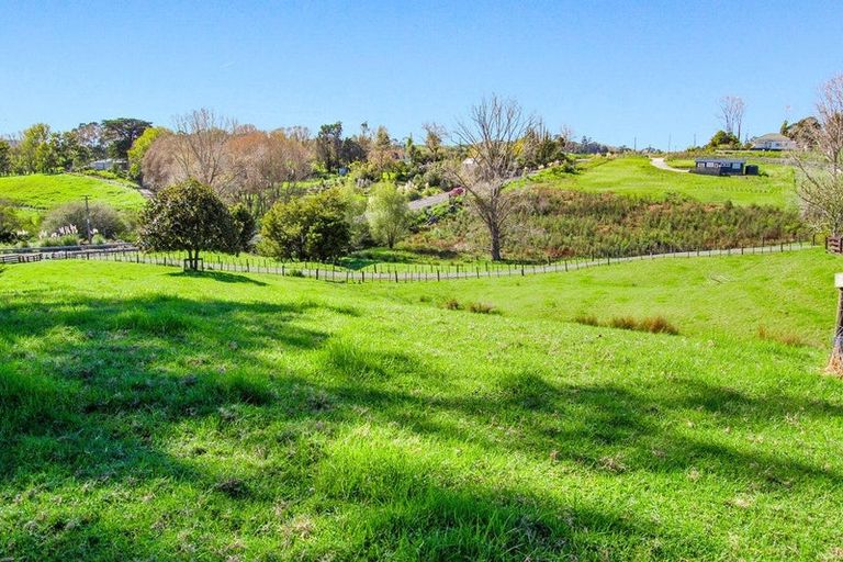 Photo of property in 82 Settlement Road, Kaiwaka, 0573