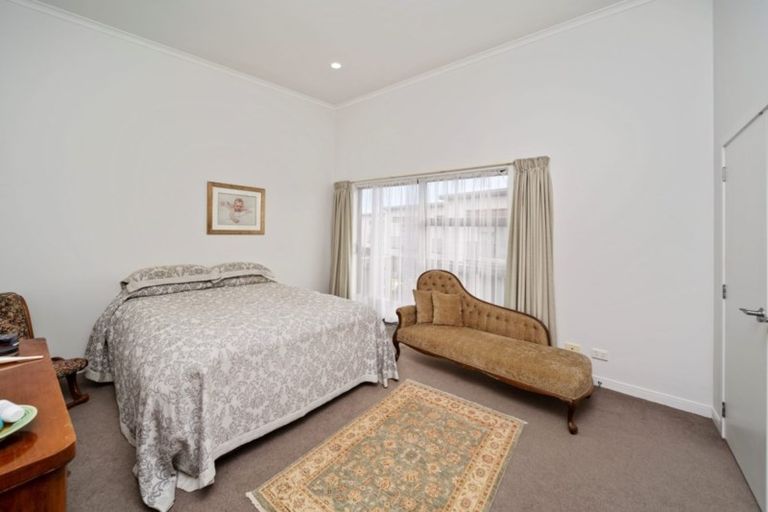 Photo of property in 9/38 Maratahu Street, Westown, New Plymouth, 4310