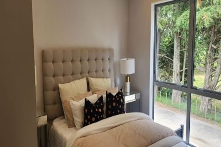 Photo of property in 19 Yellow Pear Lane, Karaka, Papakura, 2113