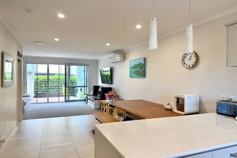 Photo of property in 37 Pencaitland Drive, Flat Bush, Auckland, 2019