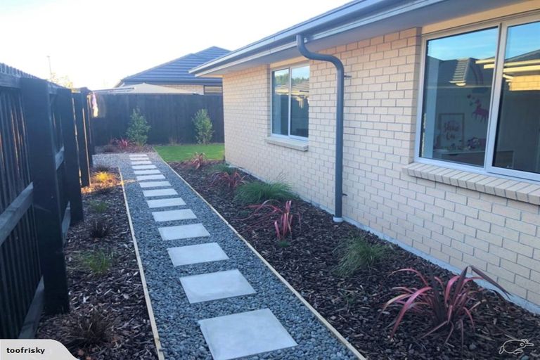 Photo of property in 10 Merino Street, Marshland, Christchurch, 8083