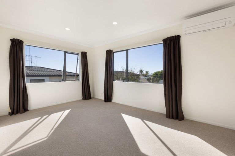 Photo of property in 22a Seaview Road, Otumoetai, Tauranga, 3110