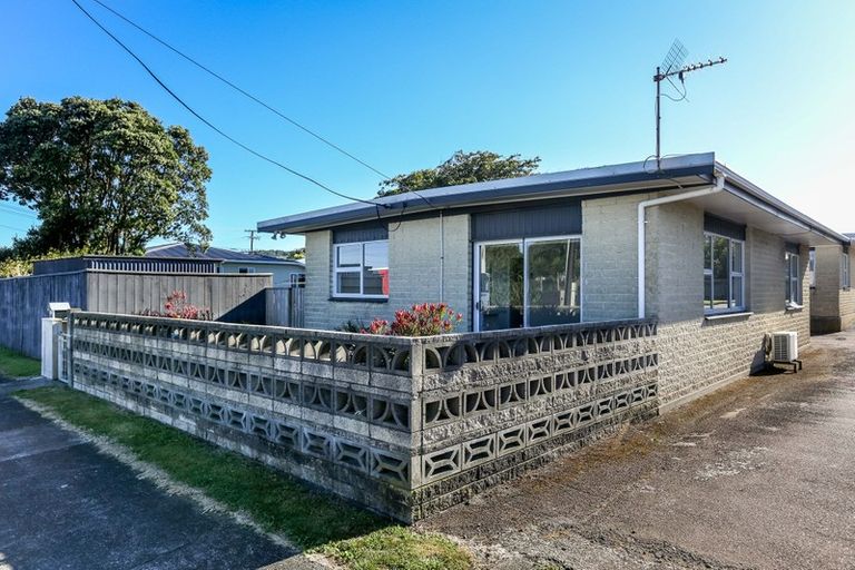 Photo of property in 137 Ngamotu Road, Spotswood, New Plymouth, 4310