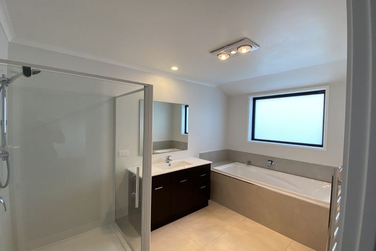 Photo of property in 18 Westmuir Crescent, Pokeno, 2402