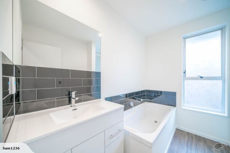 Photo of property in 114 Bridge Street, New Brighton, Christchurch, 8061