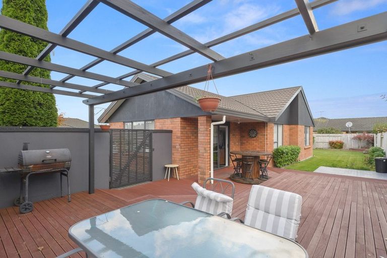 Photo of property in 9 Mccahon Drive, Pukehangi, Rotorua, 3015