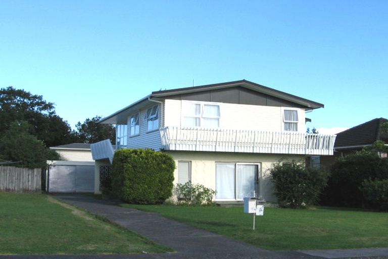 Photo of property in 6 Dudding Avenue, Northcote, Auckland, 0627