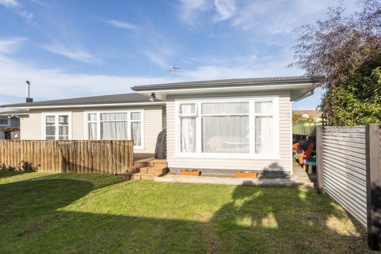 Photo of property in 4 Cranby Crescent, Onekawa, Napier, 4110