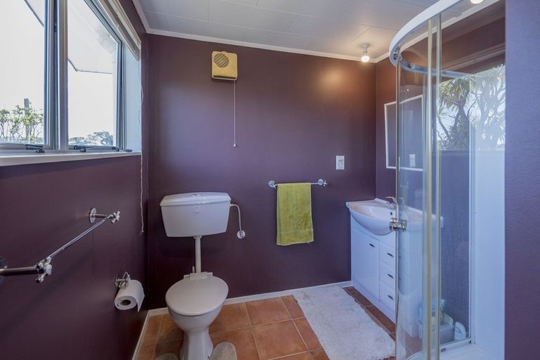 Photo of property in 105 Rangiuru Road, Otaki Beach, Otaki, 5512