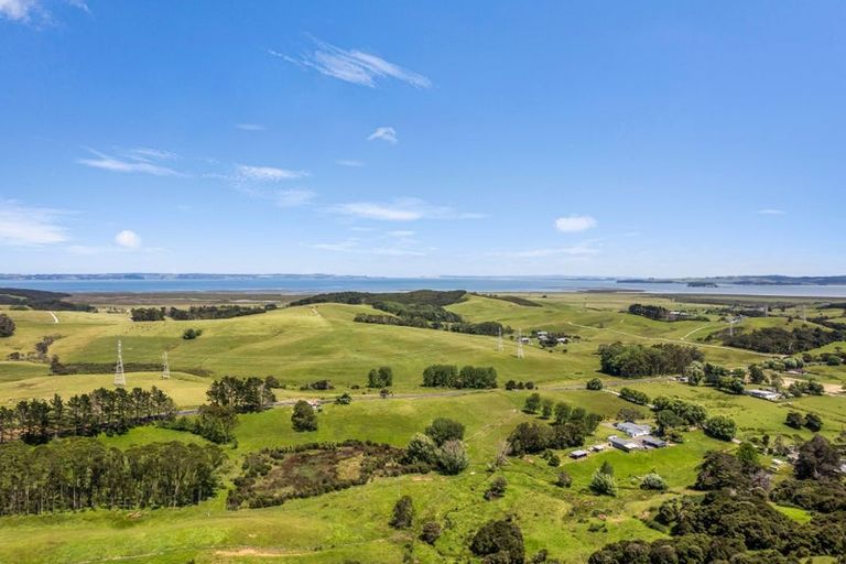 Photo of property in 14 Kaipara Hills Road, Glorit, Warkworth, 0984