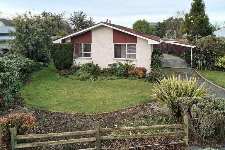 Photo of property in 23 Flatman Crescent, Geraldine, 7930