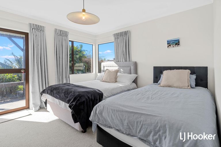 Photo of property in 22 Mayor View Terrace, Waihi Beach, 3611