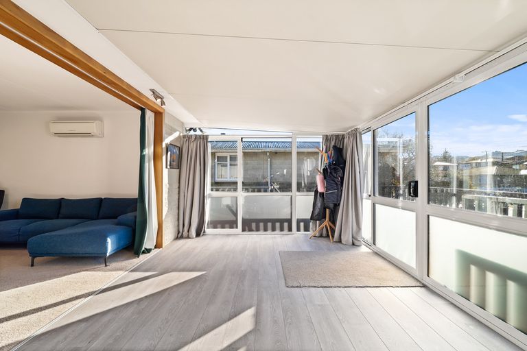 Photo of property in 5 Elwyn Crescent, Green Island, Dunedin, 9018