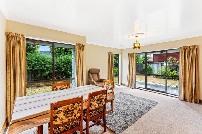 Photo of property in 26 Comeskey Grove, Elderslea, Upper Hutt, 5018