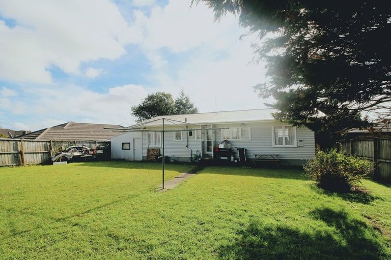 Photo of property in 4/94 Pah Road, Papatoetoe, Auckland, 2025