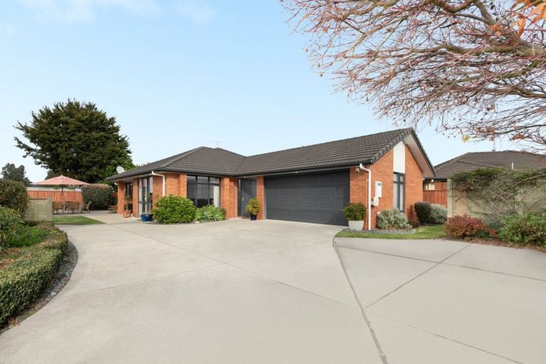 Photo of property in 6 Pat Bishop Place, Papamoa Beach, Papamoa, 3118