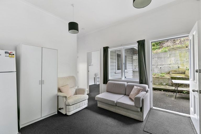 Photo of property in 262 The Terrace, Te Aro, Wellington, 6011