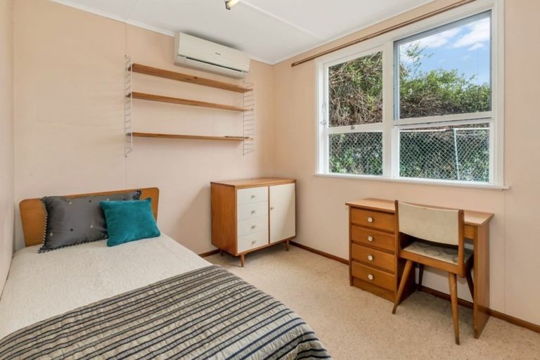 Photo of property in 6 Ware Place, Pakuranga Heights, Auckland, 2010